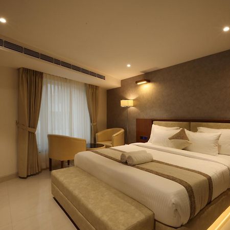 Royal Plaza Suites By Rak Rooms, Mangaluru エクステリア 写真
