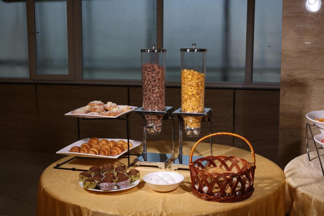 Royal Plaza Suites By Rak Rooms, Mangaluru エクステリア 写真
