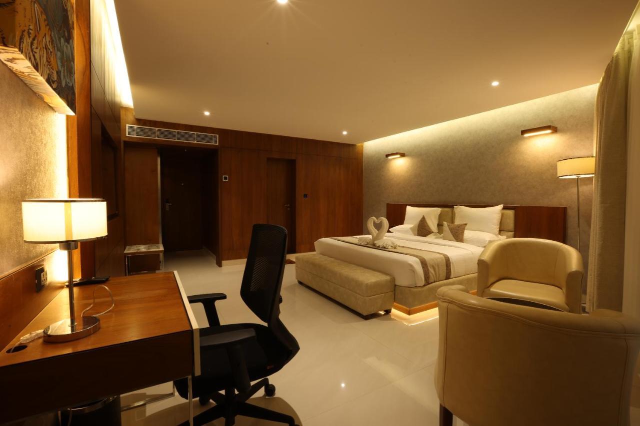 Royal Plaza Suites By Rak Rooms, Mangaluru エクステリア 写真
