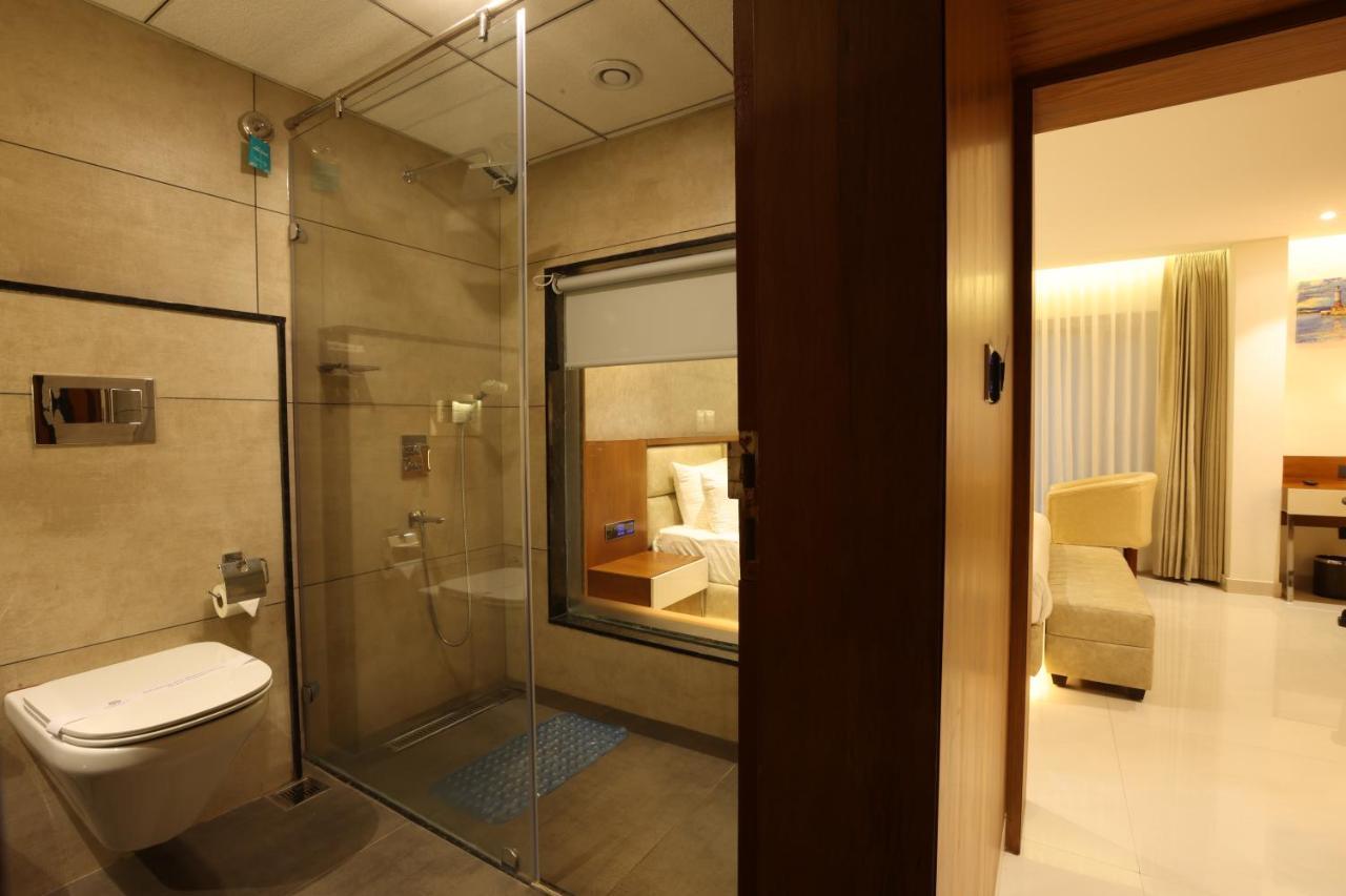 Royal Plaza Suites By Rak Rooms, Mangaluru エクステリア 写真