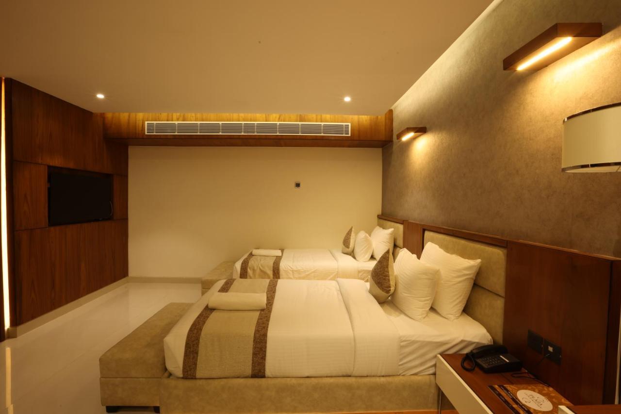 Royal Plaza Suites By Rak Rooms, Mangaluru エクステリア 写真