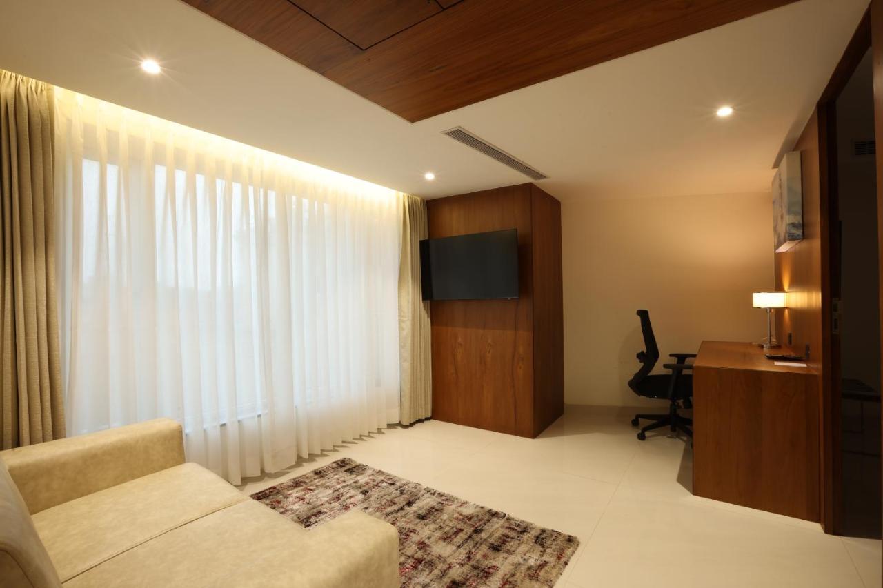 Royal Plaza Suites By Rak Rooms, Mangaluru エクステリア 写真