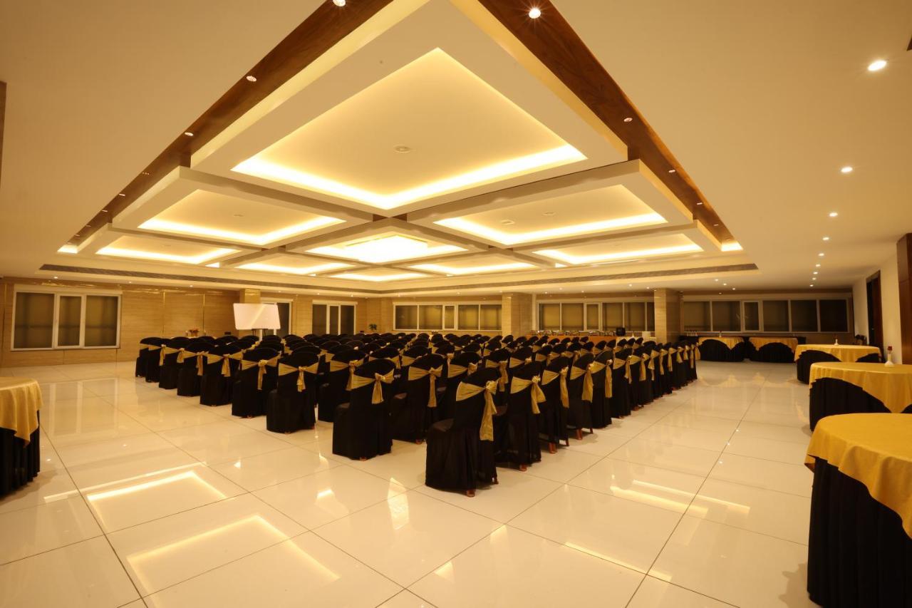 Royal Plaza Suites By Rak Rooms, Mangaluru エクステリア 写真