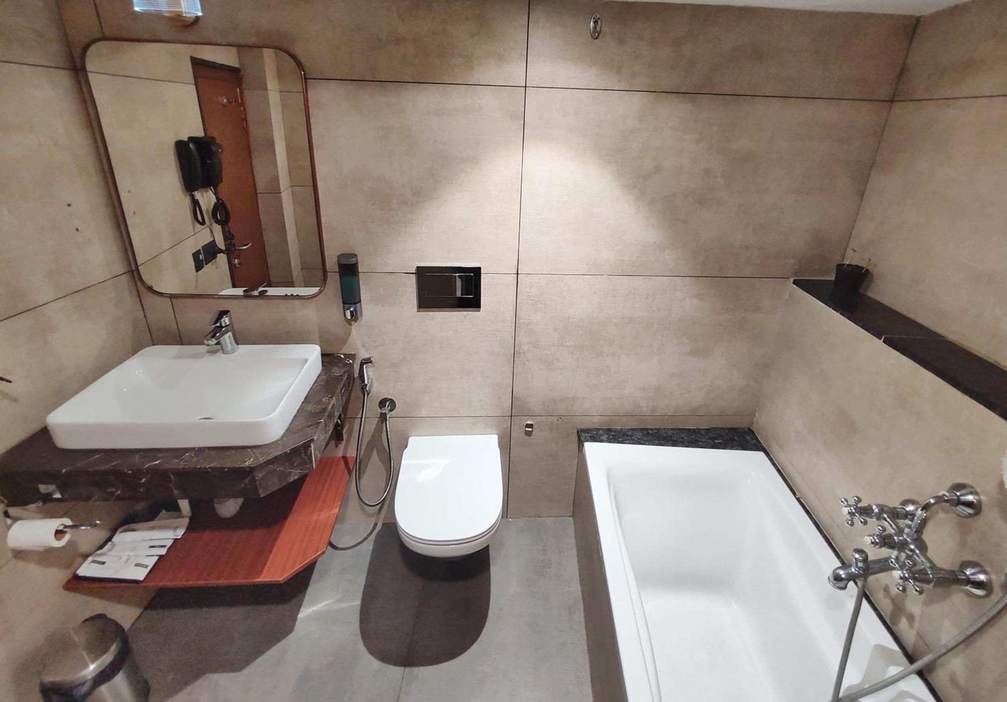 Royal Plaza Suites By Rak Rooms, Mangaluru エクステリア 写真